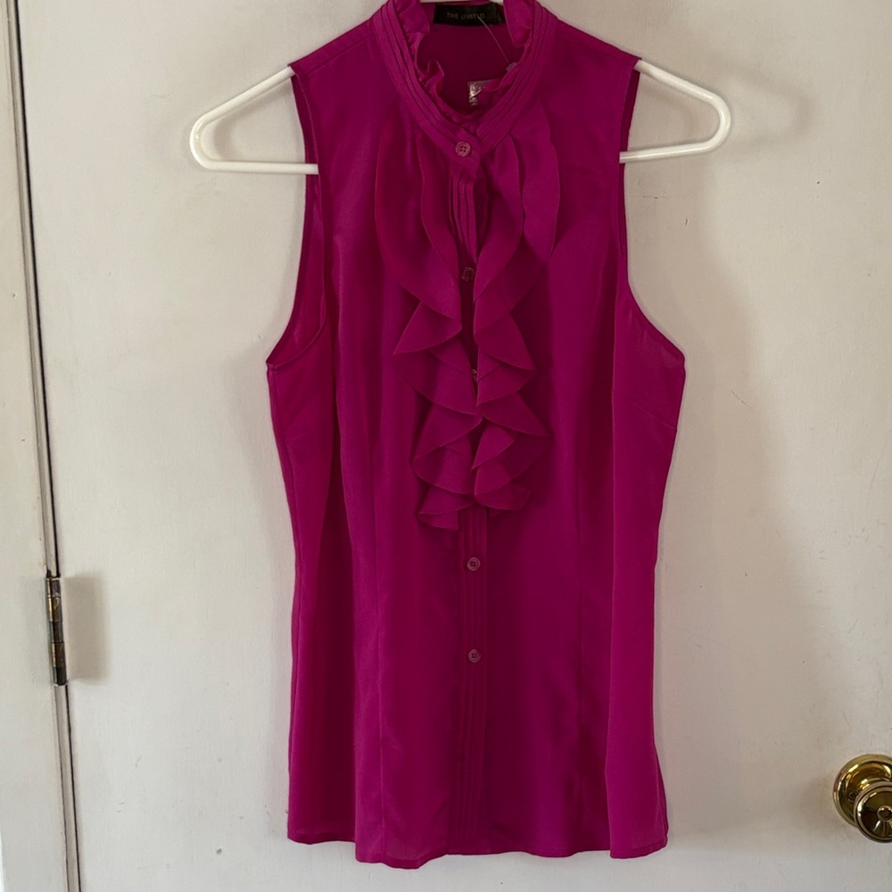 The Limited magenta sleeveless blouse ruffle front collar Size Medium